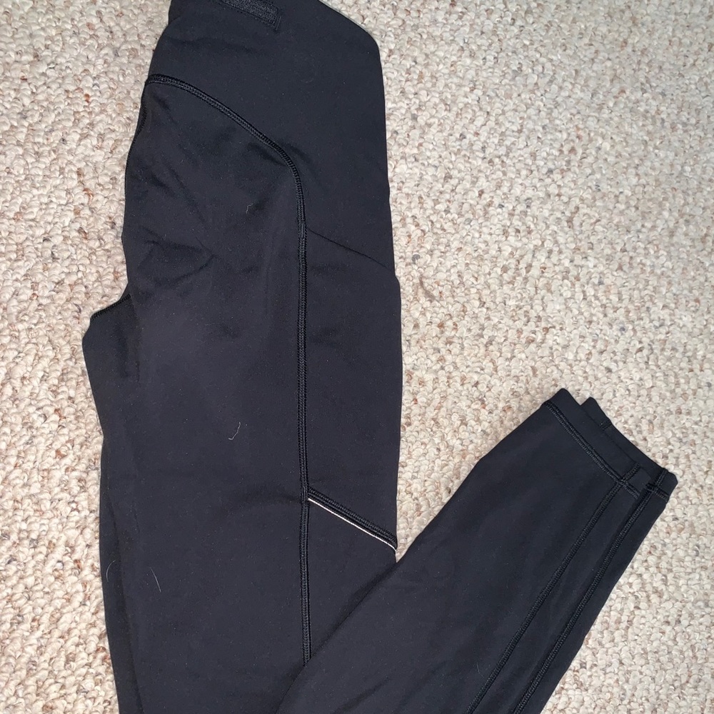Lululemon leggings with pockets